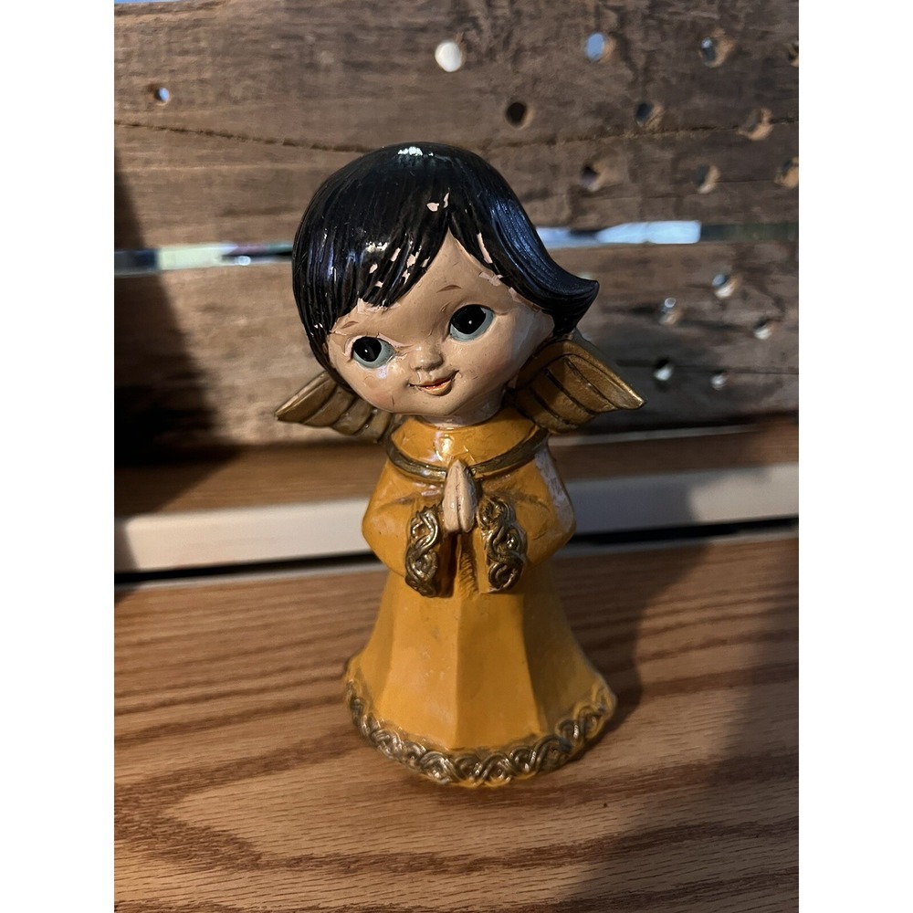 Vtg mcm Paper Mache Christmas Angel big eyes, kitschy holiday decor chippy paint